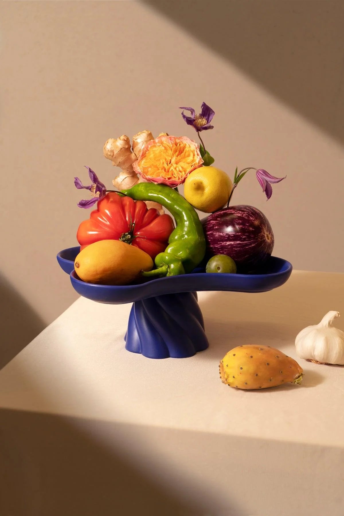 Twisted Cake Stand